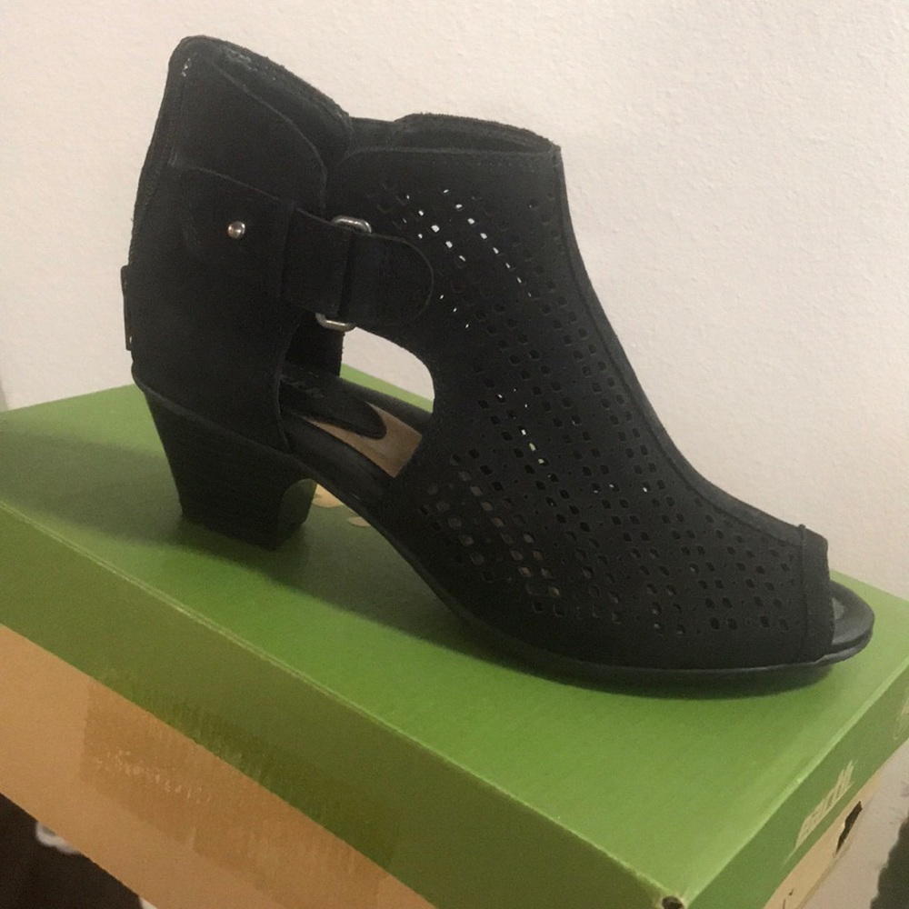Earth Keri bootie